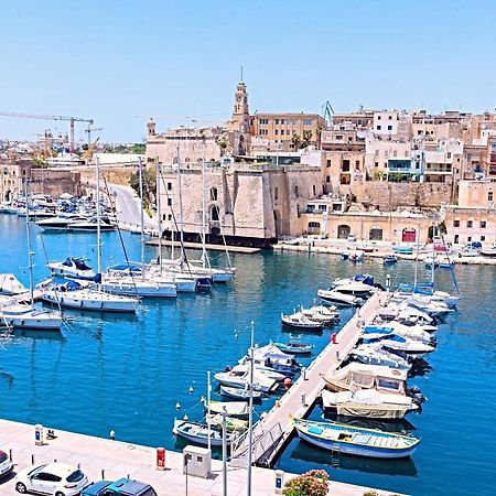 Vittoriosa' Seafront 2 Bed Highly Furnished Apartment Екстер'єр фото