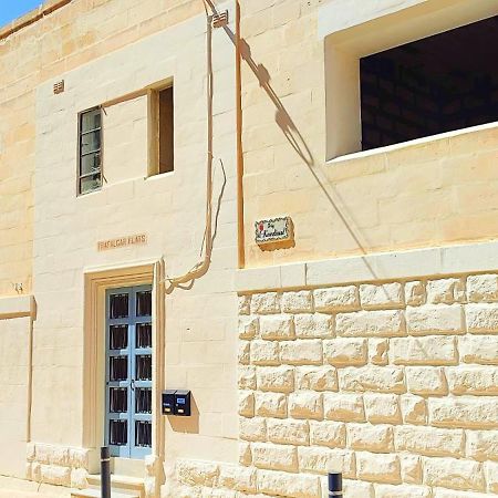 Vittoriosa' Seafront 2 Bed Highly Furnished Apartment Екстер'єр фото