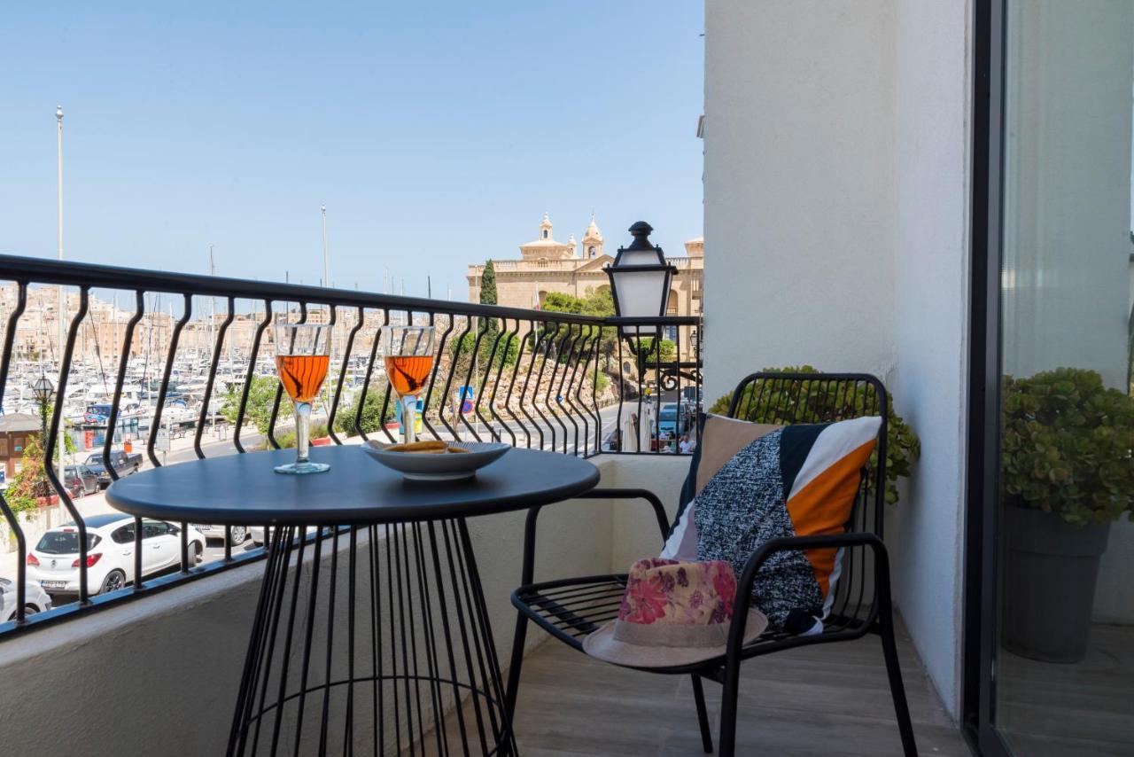 Vittoriosa' Seafront 2 Bed Highly Furnished Apartment Екстер'єр фото