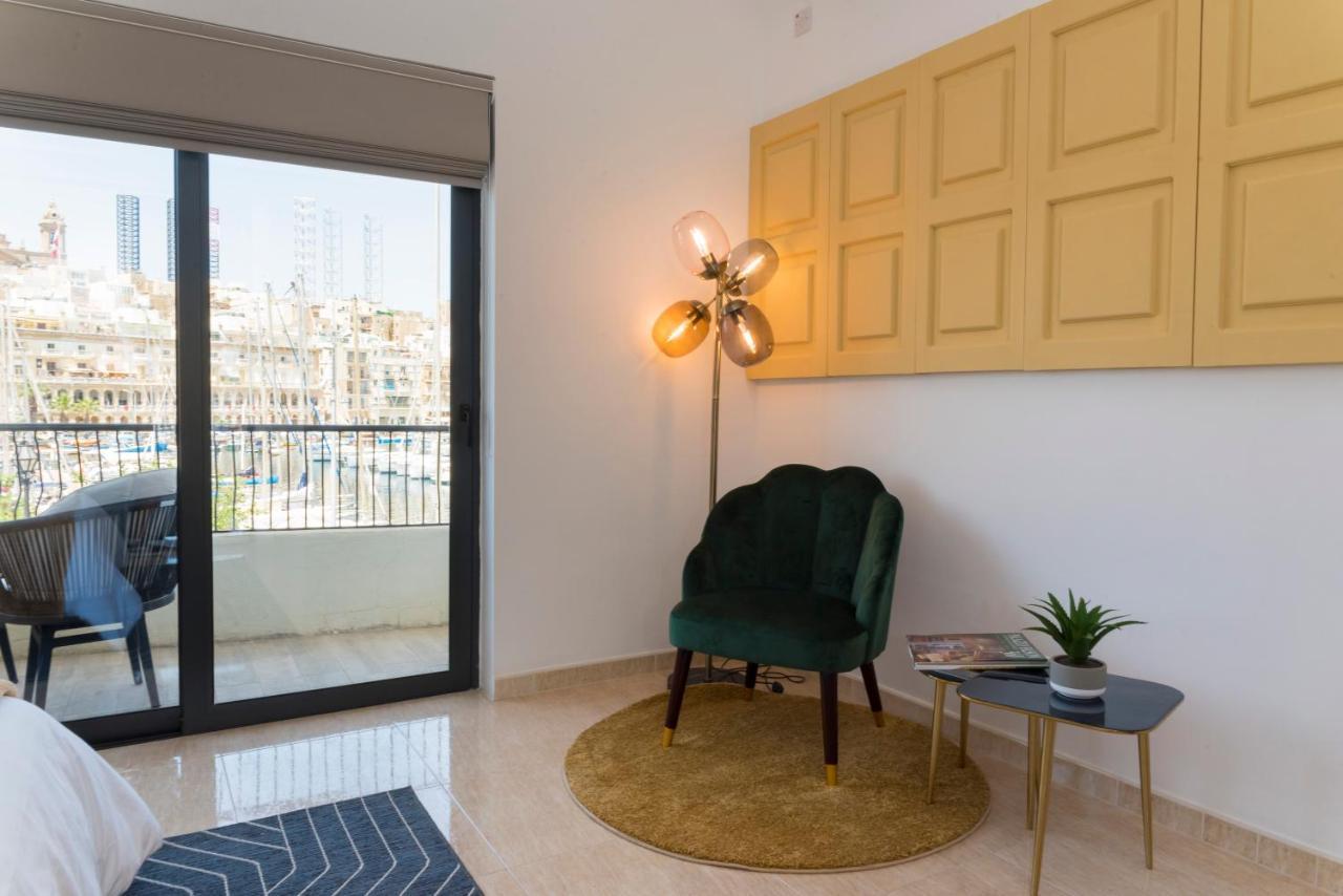 Vittoriosa' Seafront 2 Bed Highly Furnished Apartment Екстер'єр фото
