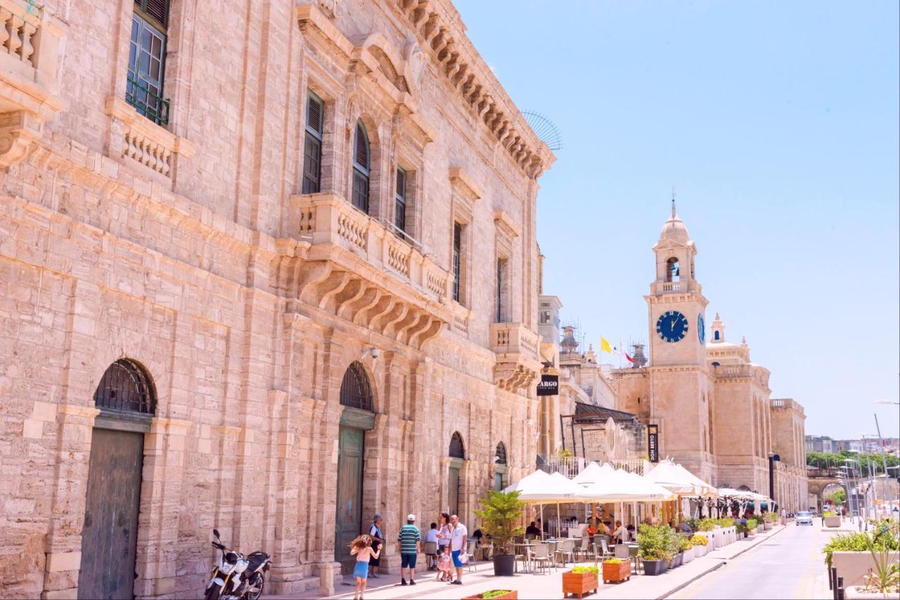 Vittoriosa' Seafront 2 Bed Highly Furnished Apartment Екстер'єр фото