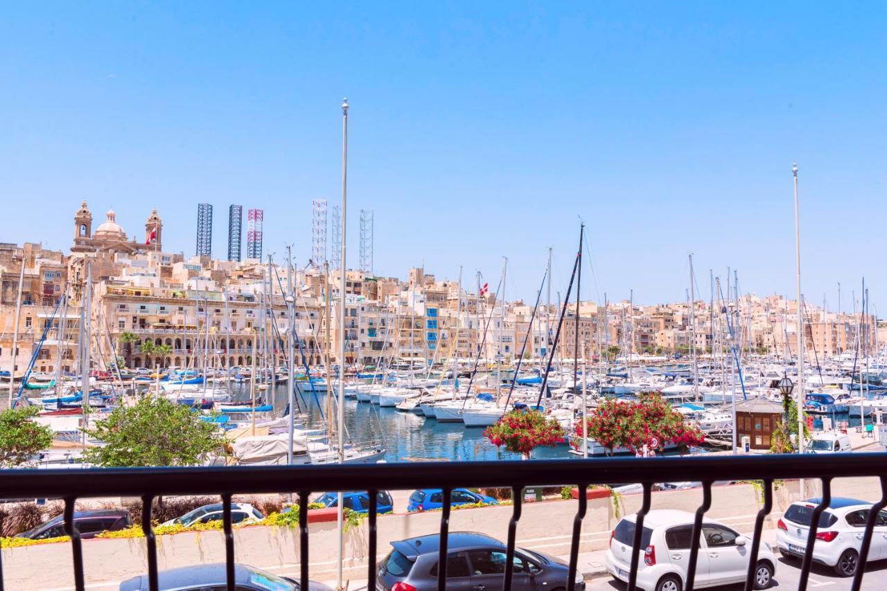 Vittoriosa' Seafront 2 Bed Highly Furnished Apartment Екстер'єр фото