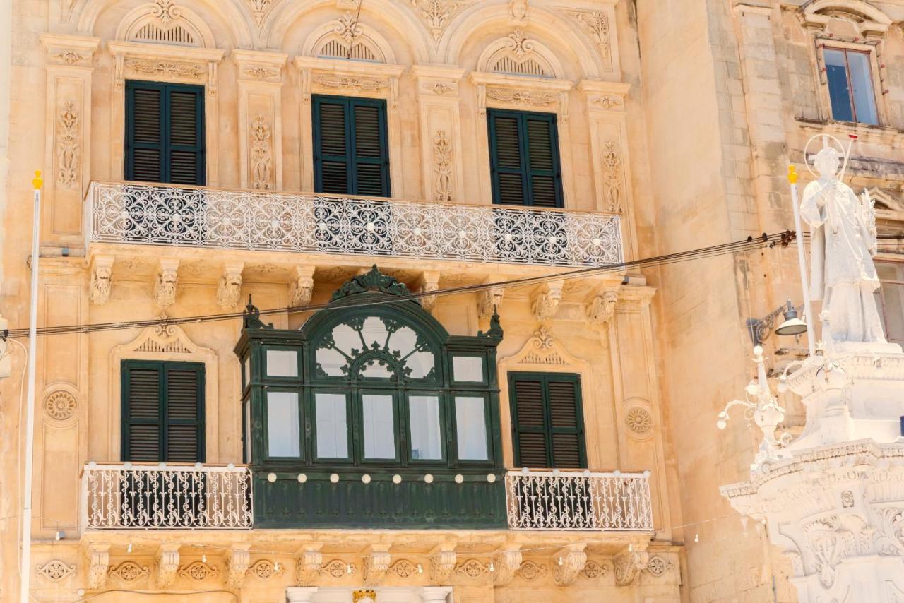 Vittoriosa' Seafront 2 Bed Highly Furnished Apartment Екстер'єр фото